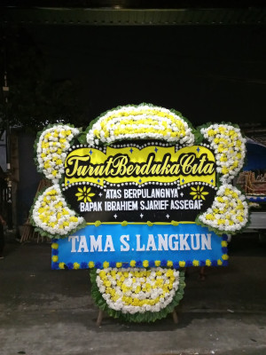 Papan Bunga Duka di Cianaga